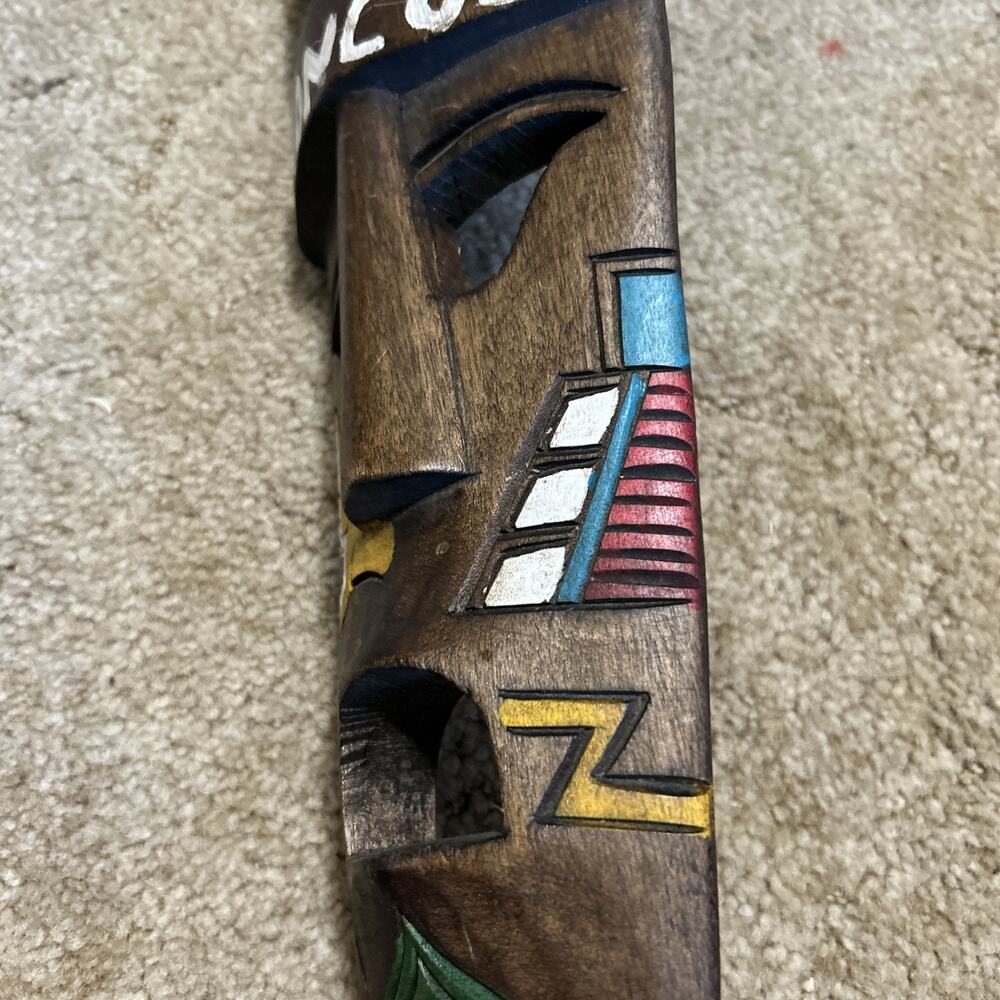 Vintage Denver Broncos Wood Wall Tiki Art Decor Wood Carved Hand Painted Origina - Picture 5 of 6